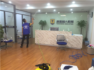 ���ݽ���������������������� ��ʥ���˽���